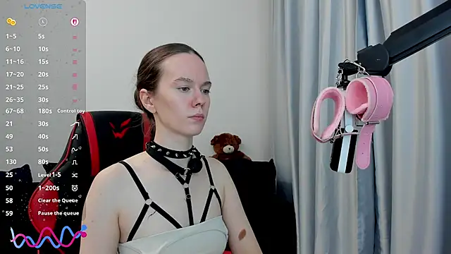 _velvet_whisper_'s Webcam Show