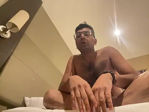 BritKink 网络视讯表演