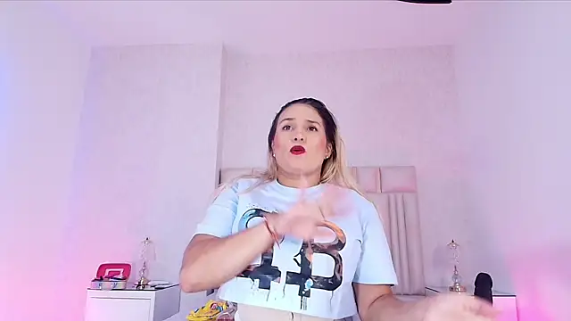 _carolina_fox élő XXX-chatje