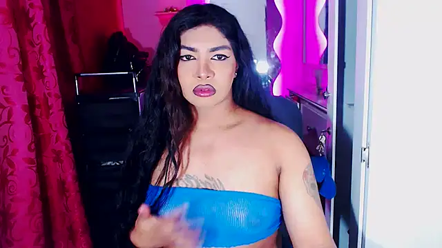 violet_bigcock774 在線直播表演