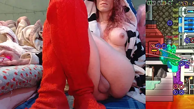 FutaChi Show in webcam