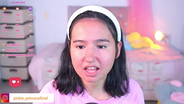 Pinkie_Princes élő XXX-chatje