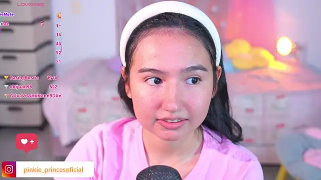 Pinkie_Princes Adlı Modelin Web Kamerası Şovu