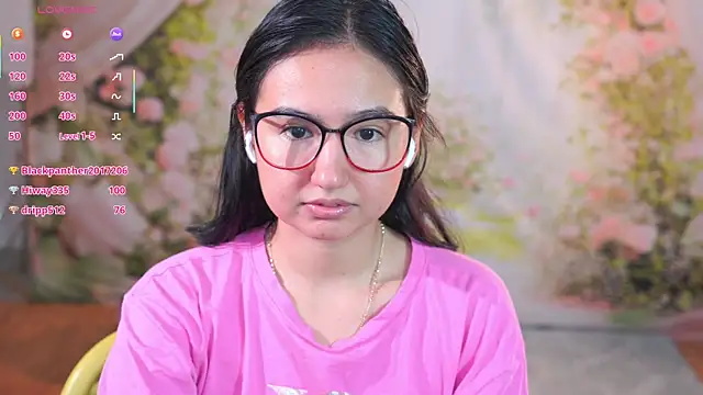 Pinkie_Princes Adlı Modelin Web Kamerası Şovu