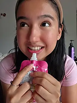 Pertunjukan Kamera Web Pinkie_Princes