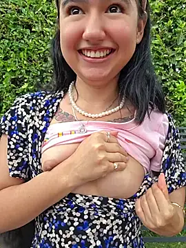 Pertunjukan Kamera Web Pinkie_Princes