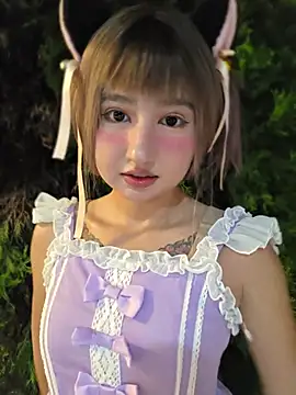 Pinkie_Princes Adlı Modelin Web Kamerası Şovu