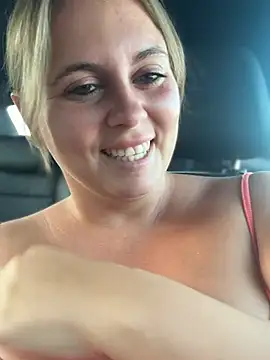 Samantha_official Show in webcam