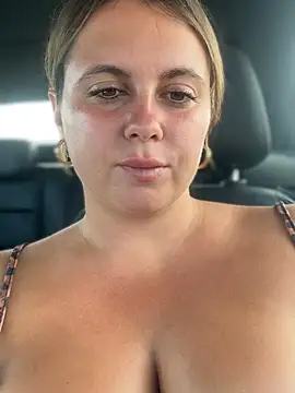 Samantha_official Adlı Modelin Canlı XXX Sohbeti