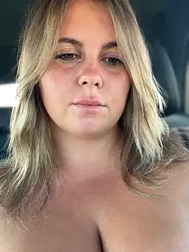 Show modela Samantha_official na web-kameri