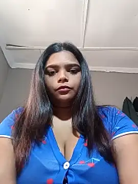 Candybabe911 Adlı Modelin Canlı XXX Sohbeti