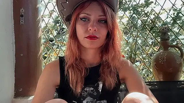 karo123421 élő XXX-chatje