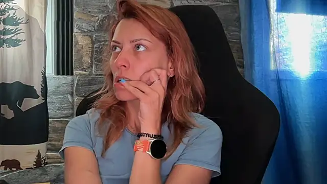 karo123421's Live XXX Chat