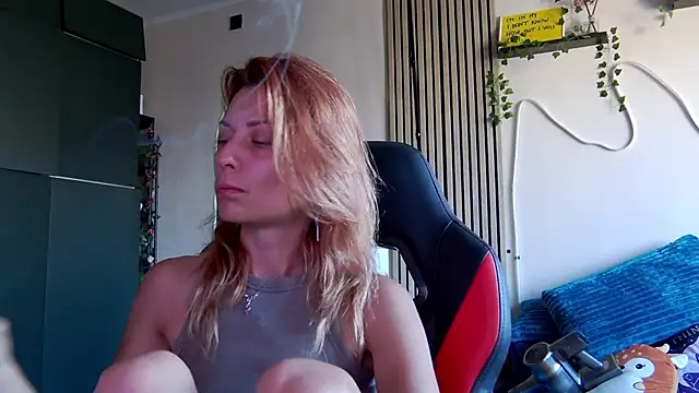 karo123421 Chat XXX live