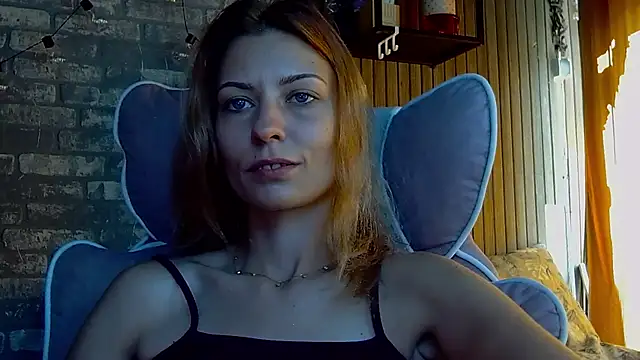karo123421's Live XXX Chat