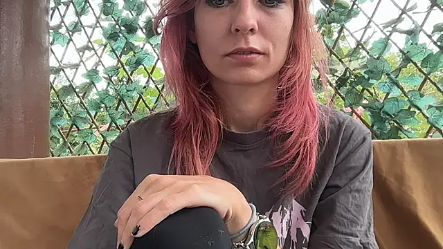 karo123421 Chat XXX live