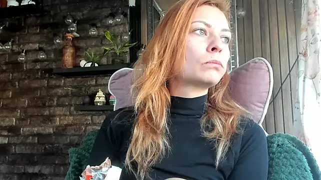 karo123421's Live XXX Chat