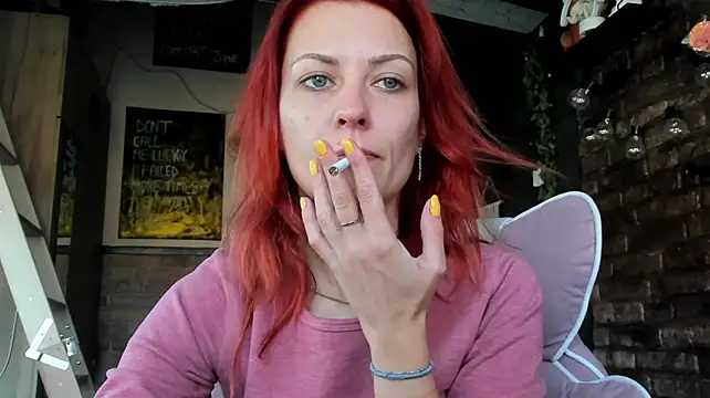 karo123421's Live XXX Chat