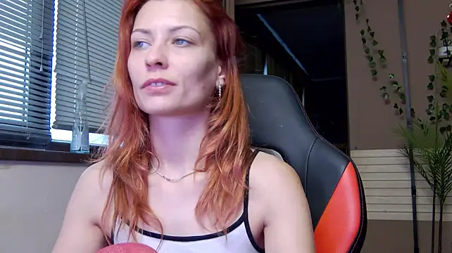 karo123421's Live XXX Chat