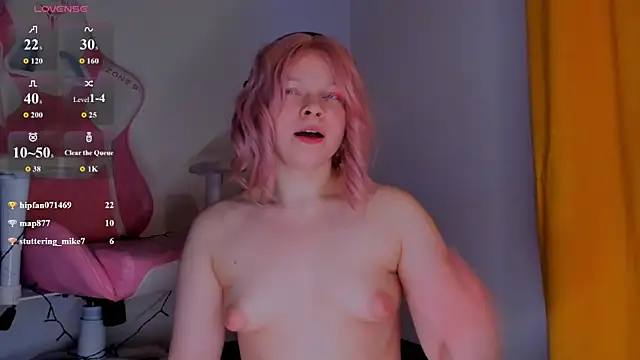 צ'אט XXX בשידור חי של SueNiceeeee