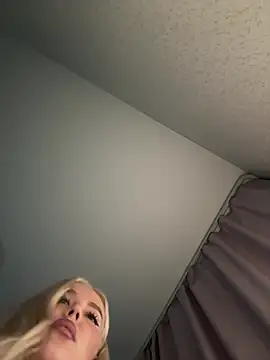 xDinnax's Live XXX Chat