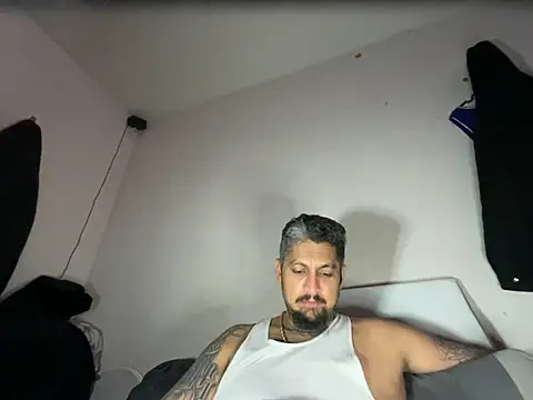 Vision1285's Webcam Show