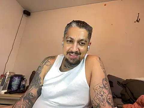 Vision1285's Webcam Show