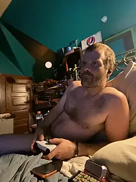 charactrzero webkamerás műsora