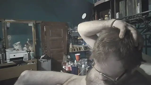 charactrzero Show in webcam