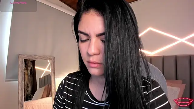 צ'אט XXX בשידור חי של Veronicalanx1