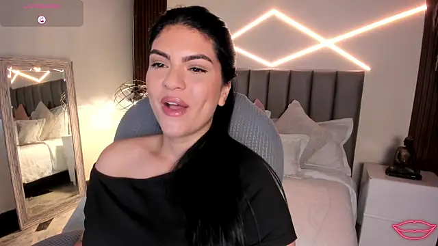 Chat +18 de Veronicalanx1 ao vivo