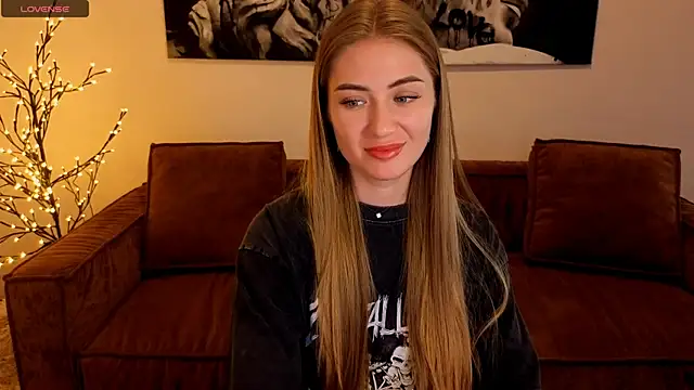Chain_Alice Adlı Modelin Canlı XXX Sohbeti