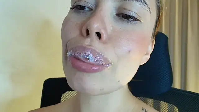 Chat +18 de lisbet21x ao vivo
