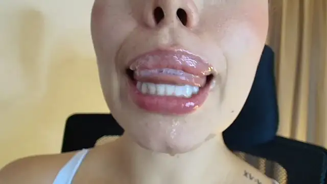 lisbet21x Webcam Show