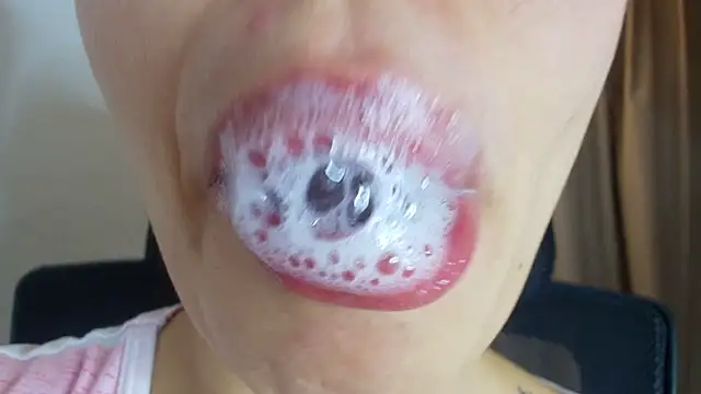 lisbet21x Show in webcam