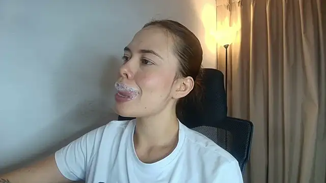 lisbet21x Pertunjukan Webcam