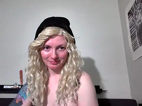 צ'אט XXX בשידור חי של dannikakay