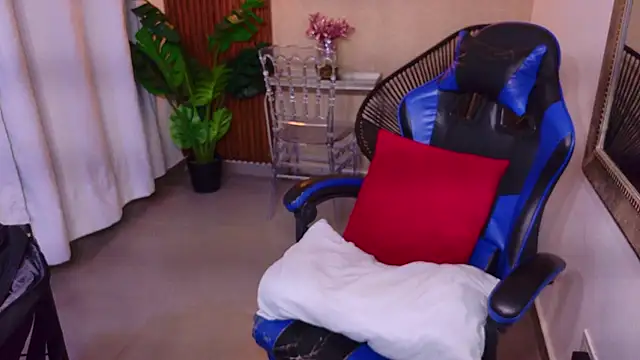Kenya--Buhle's Webcam Show