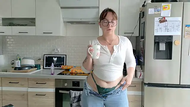 צ'אט XXX בשידור חי של TokyoAna