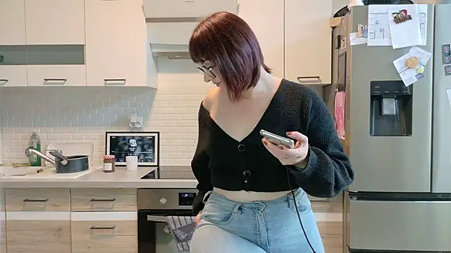 TokyoAna Adlı Modelin Canlı XXX Sohbeti
