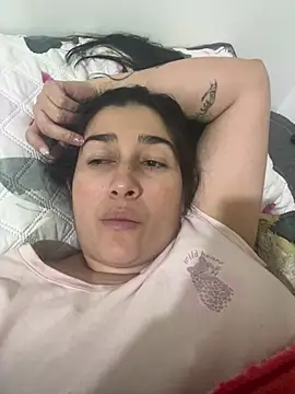 andreaisis2's Live XXX Chat