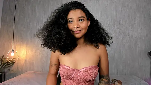 Zafiiraa Live XXX-Chat