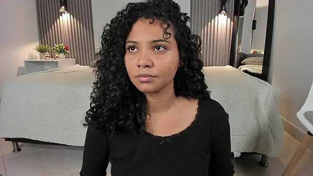 Zafiiraa 라이브 XXX 채팅