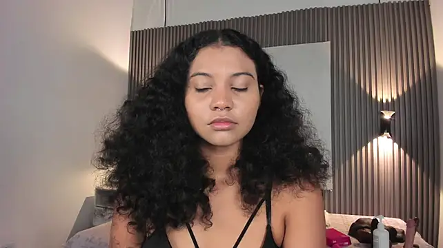 Zafiiraa 现场XXX聊天