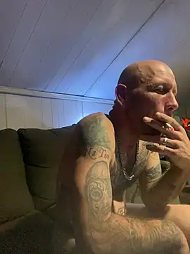 J-Dubb Show in webcam