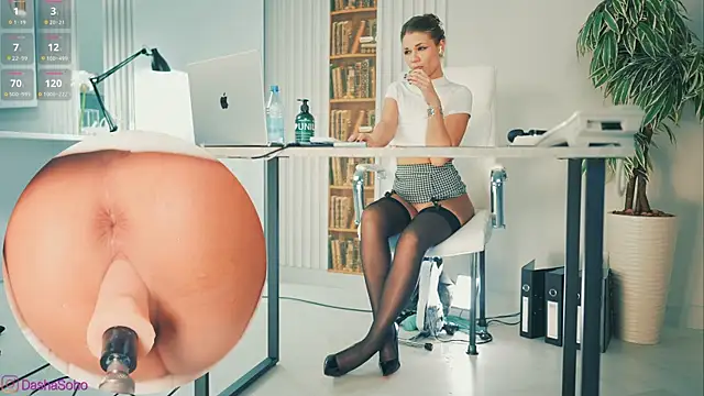 Show modela art_porno na web-kameri