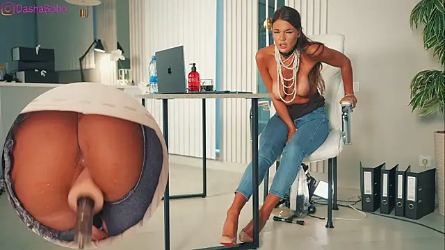 Show modela art_porno na web-kameri