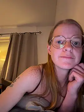 jannis1992 webcam show