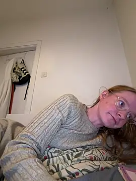 jannis1992 webcam show