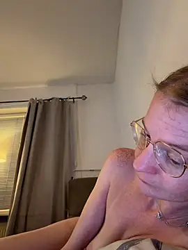 jannis1992 webcam show